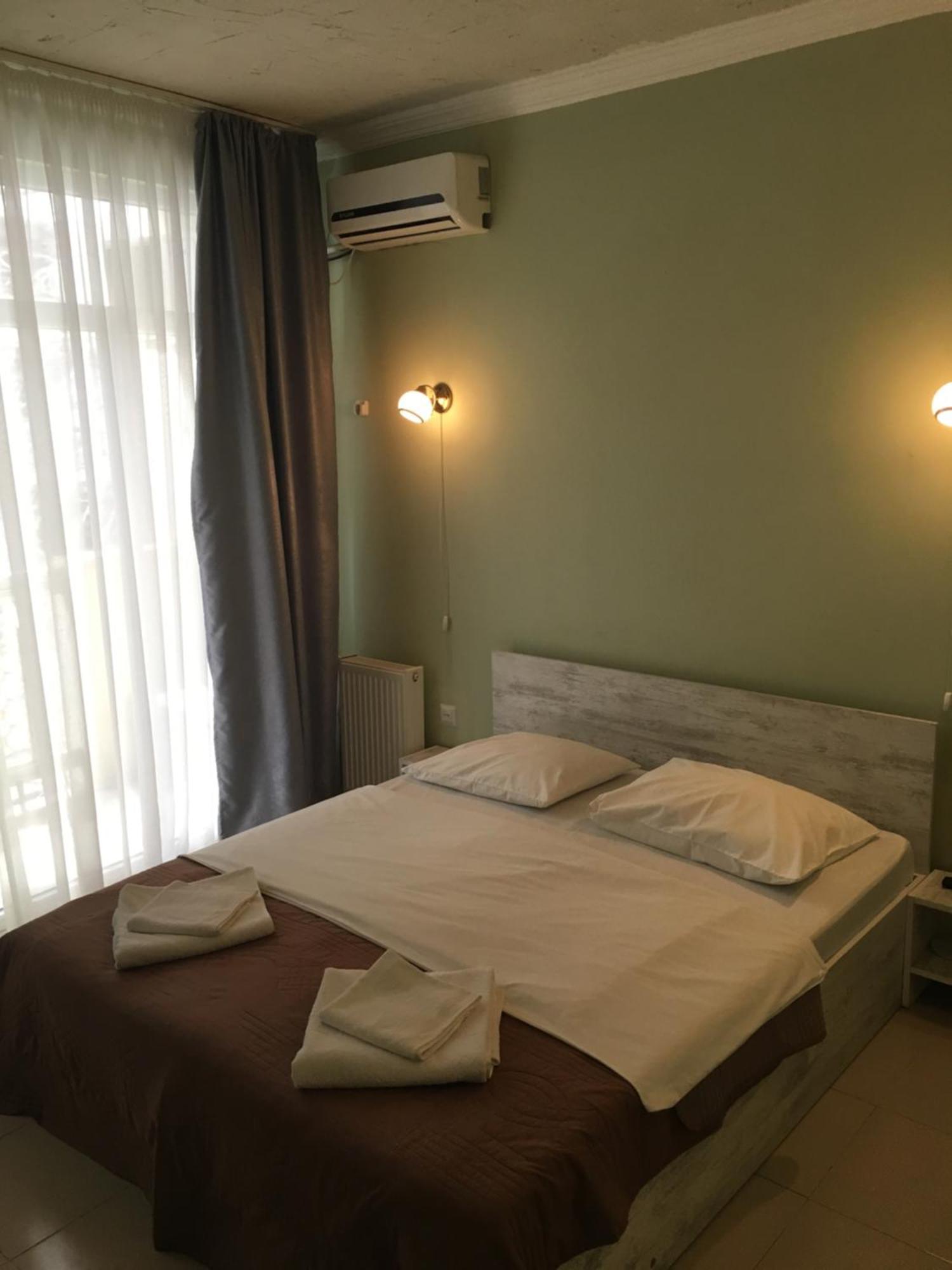 Hotel Lim 巴统 外观 照片