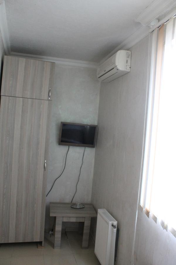 Hotel Lim 巴统 外观 照片